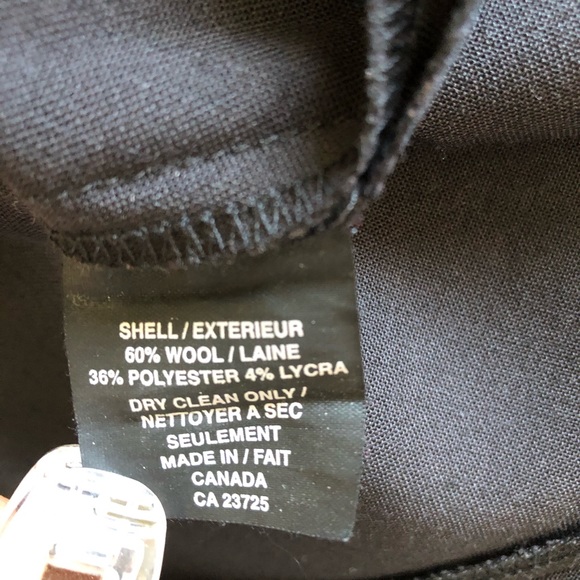 Babaton Black Midi Dress with Sleek Silhouette - Picture 9 of 10